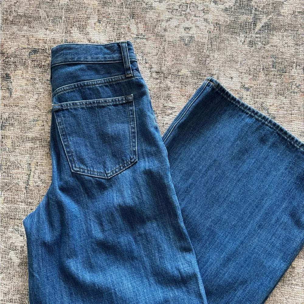 J.Crew High-Rise Superwide-Leg Jeans in White Medium and Dark Blue 3 pairs (27) - Picture 5 of 8